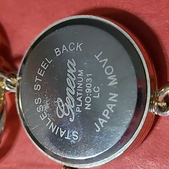 Geneva Platinum NO. 9031 LC Watch display picture 3